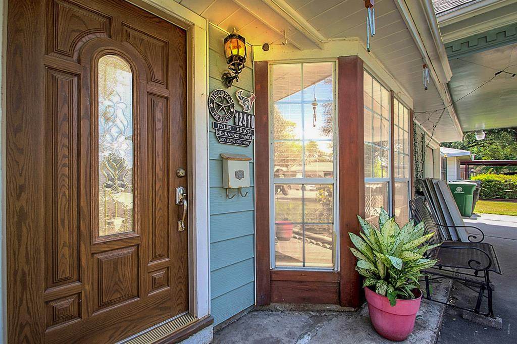12410 Palmbeach Street - Photo 1