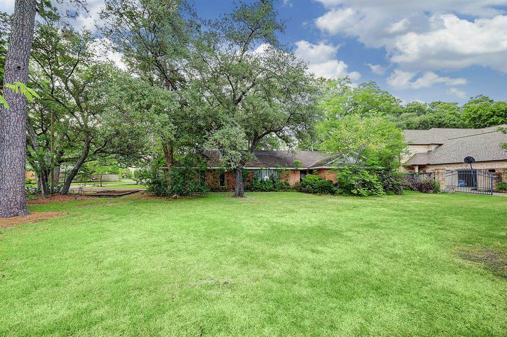 11528 Taylorcrest Road - Photo 1