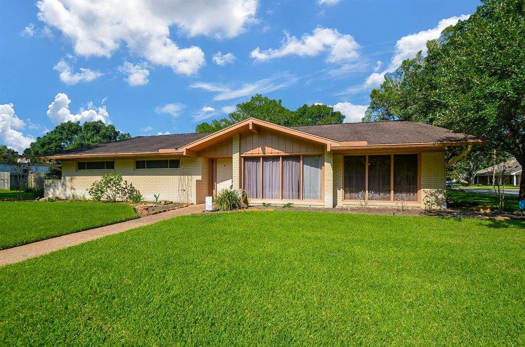 2509 Hutchins Lane - Photo 1