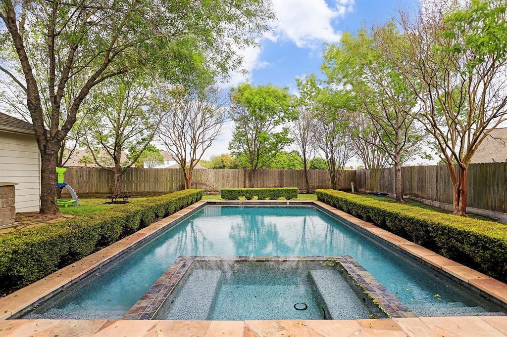 6106 Merry Pine Court - Photo 1