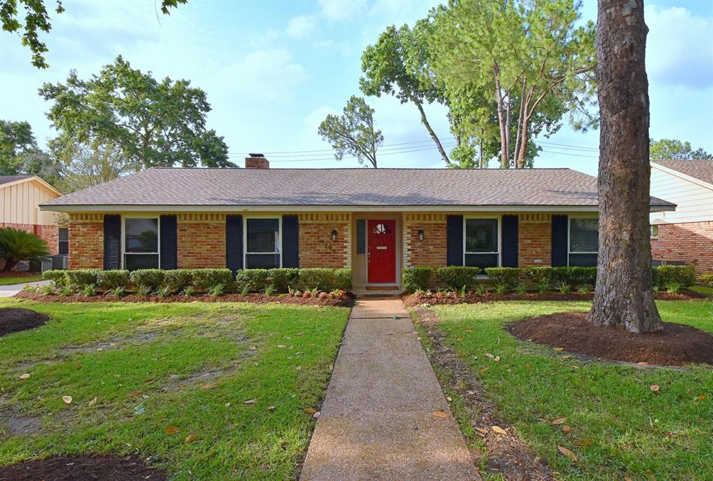 10706 Inwood Drive - Photo 1