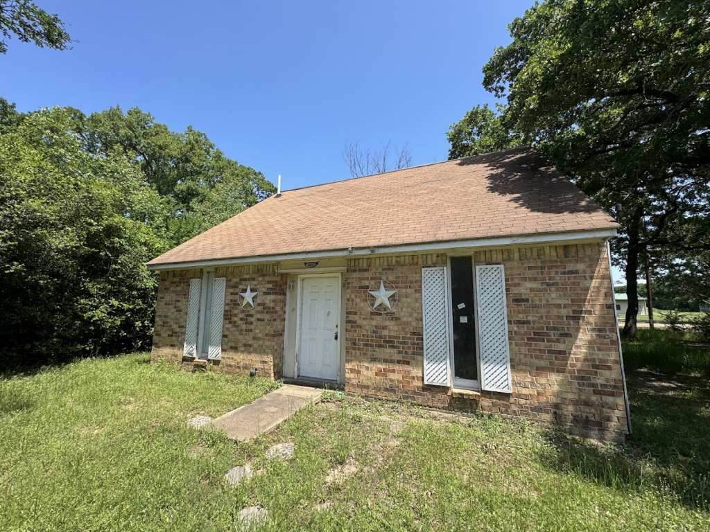 6133 Inca Drive - Photo 1