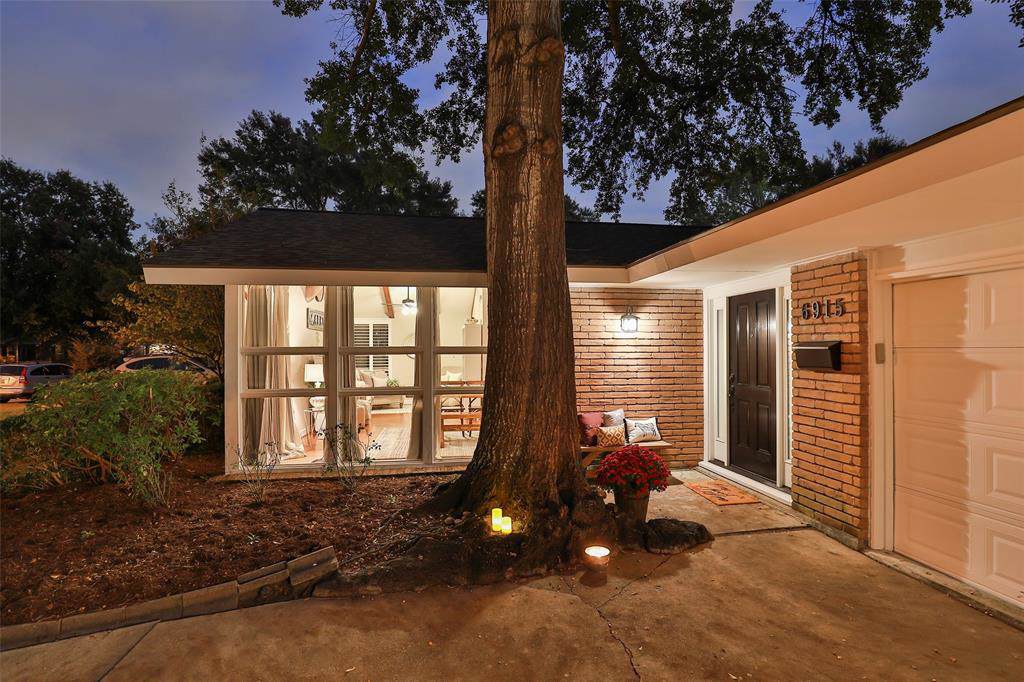 6915 Shavelson Street - Photo 1
