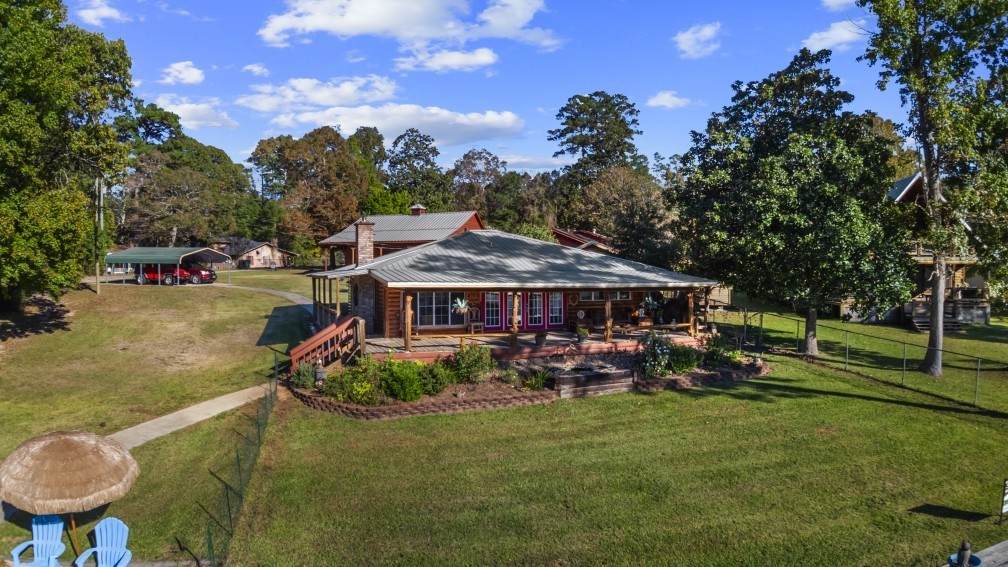 115 Princes Circle - Photo 1