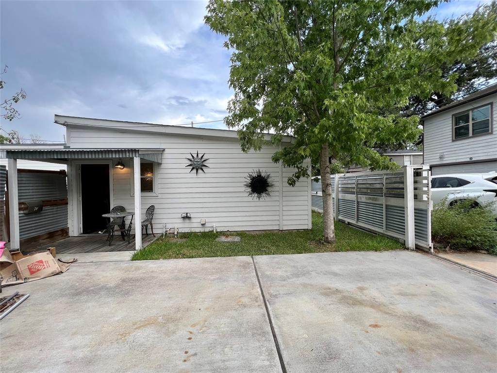 728 21st Unit 1 Street - Photo 1