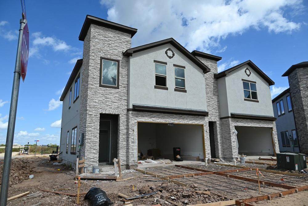 2003 Olivos Street - Photo 1