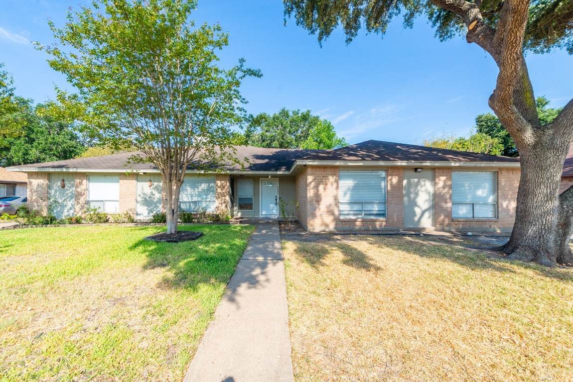 3323 Silverside Drive - Photo 1