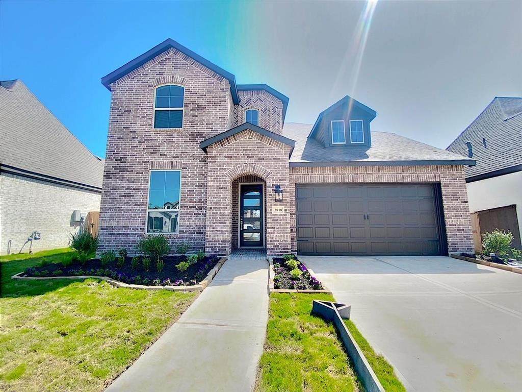 3918 Shackleton Court - Photo 1