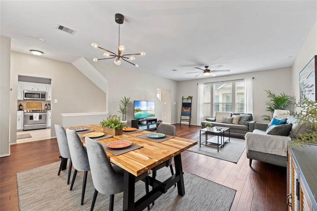 1614 25th Street - Photo 1