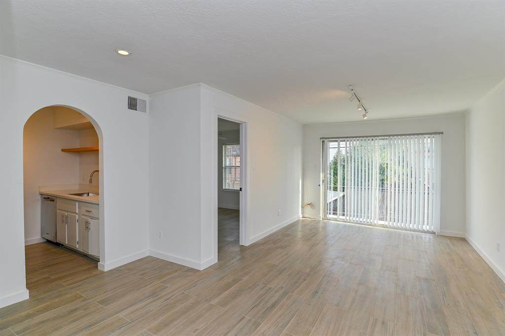 815 Kipling Street - Photo 1