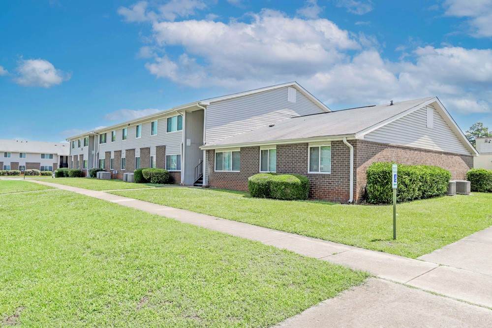 1103 Church St - Photo 1