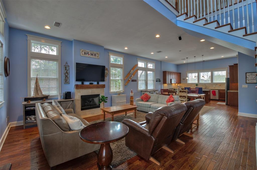 704 Shore Drive - Photo 1