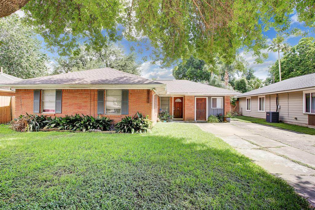 4021 Woodfox Street - Photo 1