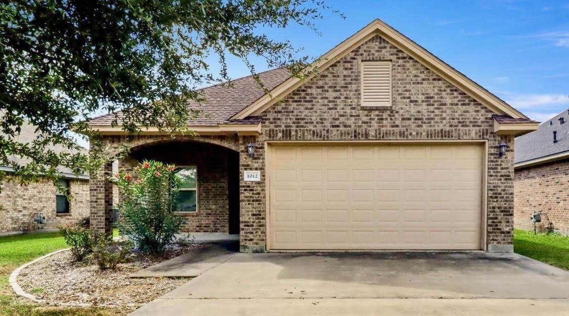 1012 Rosewood Lane - Photo 1