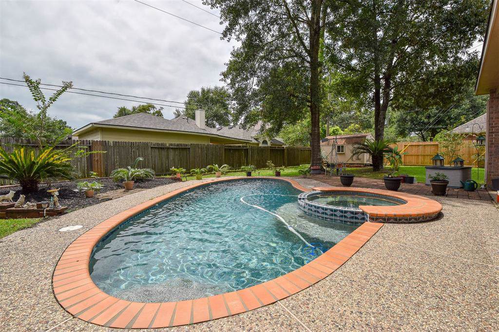7719 Painton - Photo 1