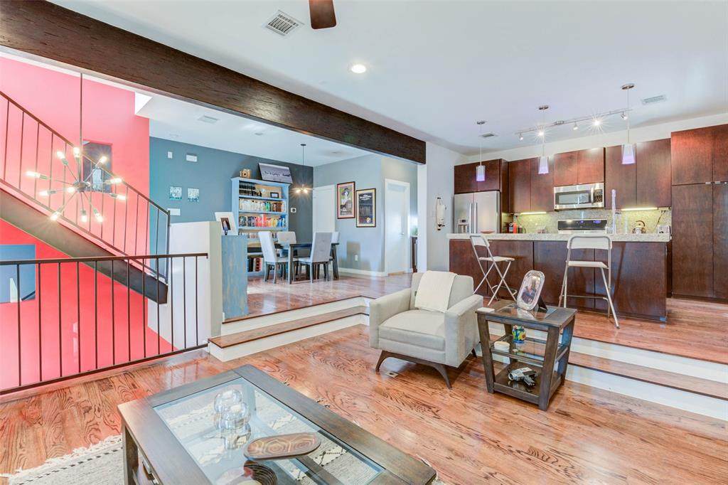 1409 Laird St - Photo 1