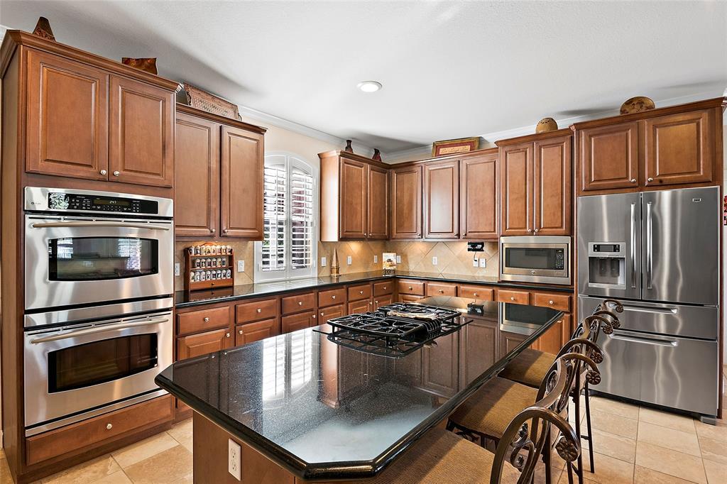 18007 Crescent Royale Way - Photo 1