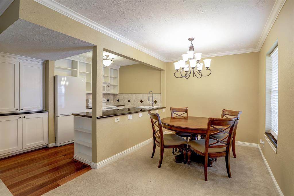 9029 Gaylord - Photo 1