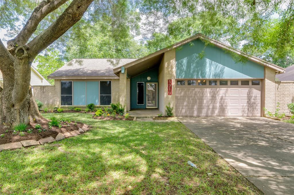 5910 Heather Street - Photo 1