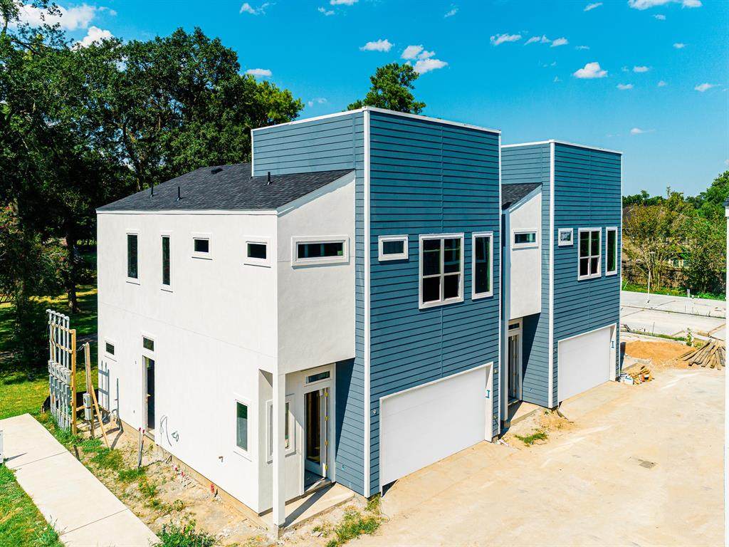 5116 Del Sur Street - Photo 1