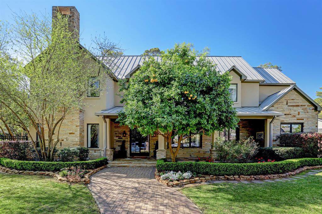 8751 Chatsworth Drive - Photo 1