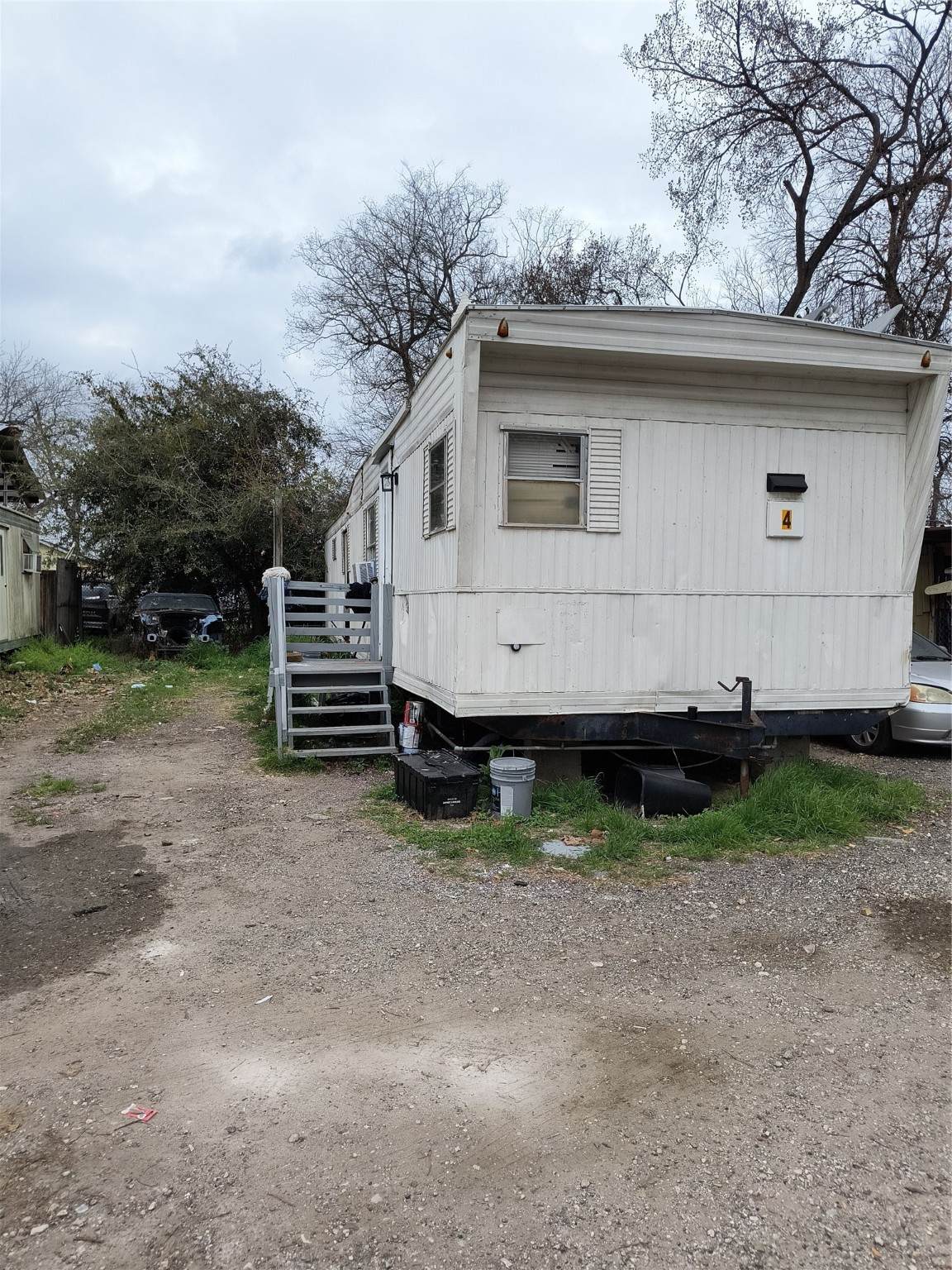 113 Busch Street - Photo 1