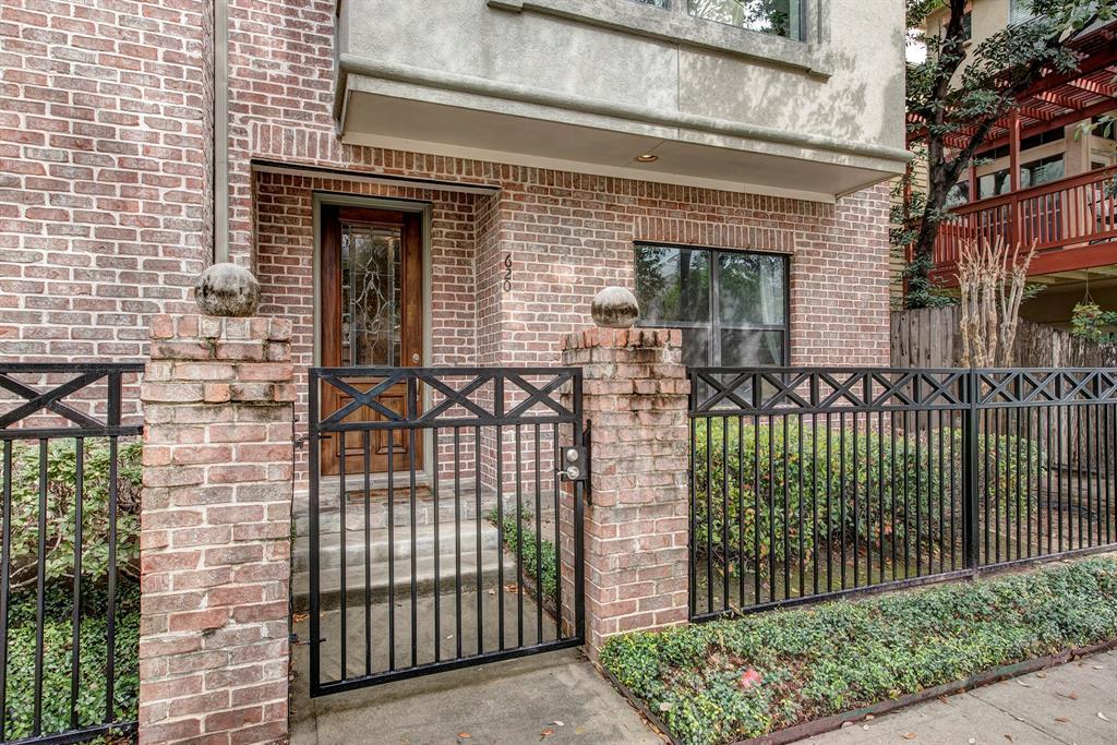 620 Bomar Street - Photo 1
