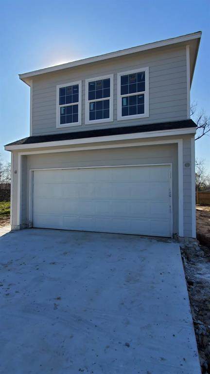 7952 Blue Street - Photo 1