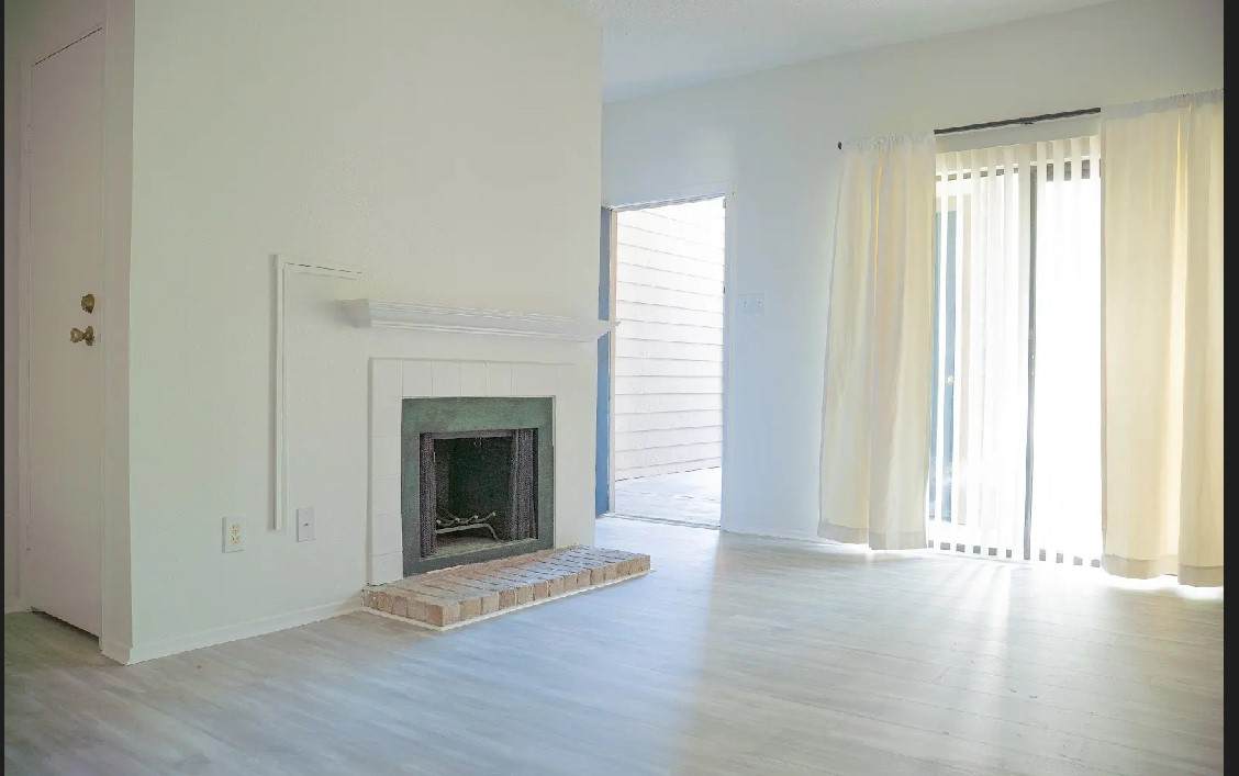 7031 N Holiday Drive - Photo 1