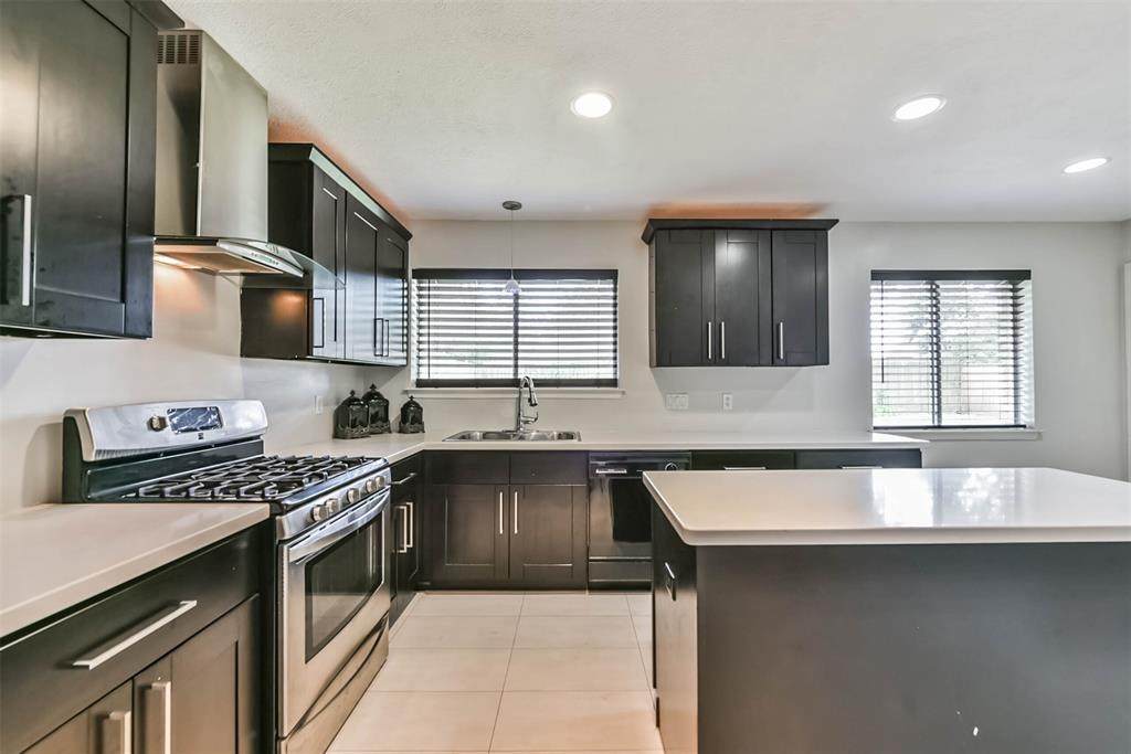 15 Lobo Court - Photo 1