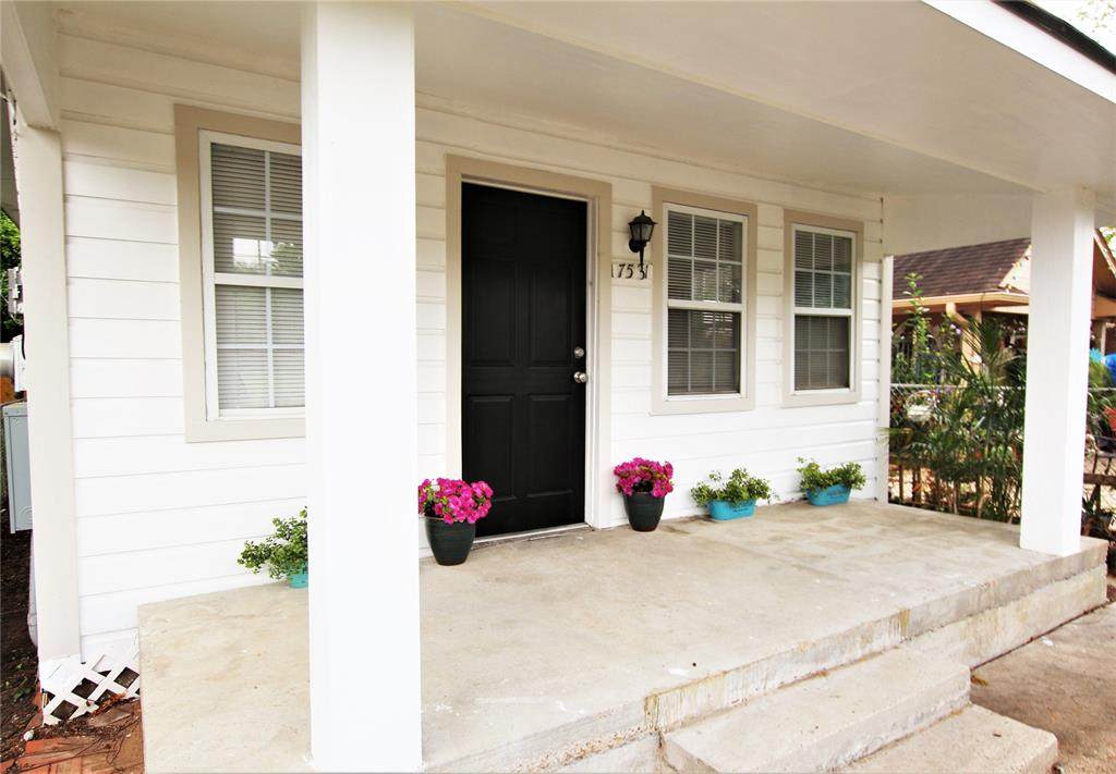 7531 Avenue J - Photo 1