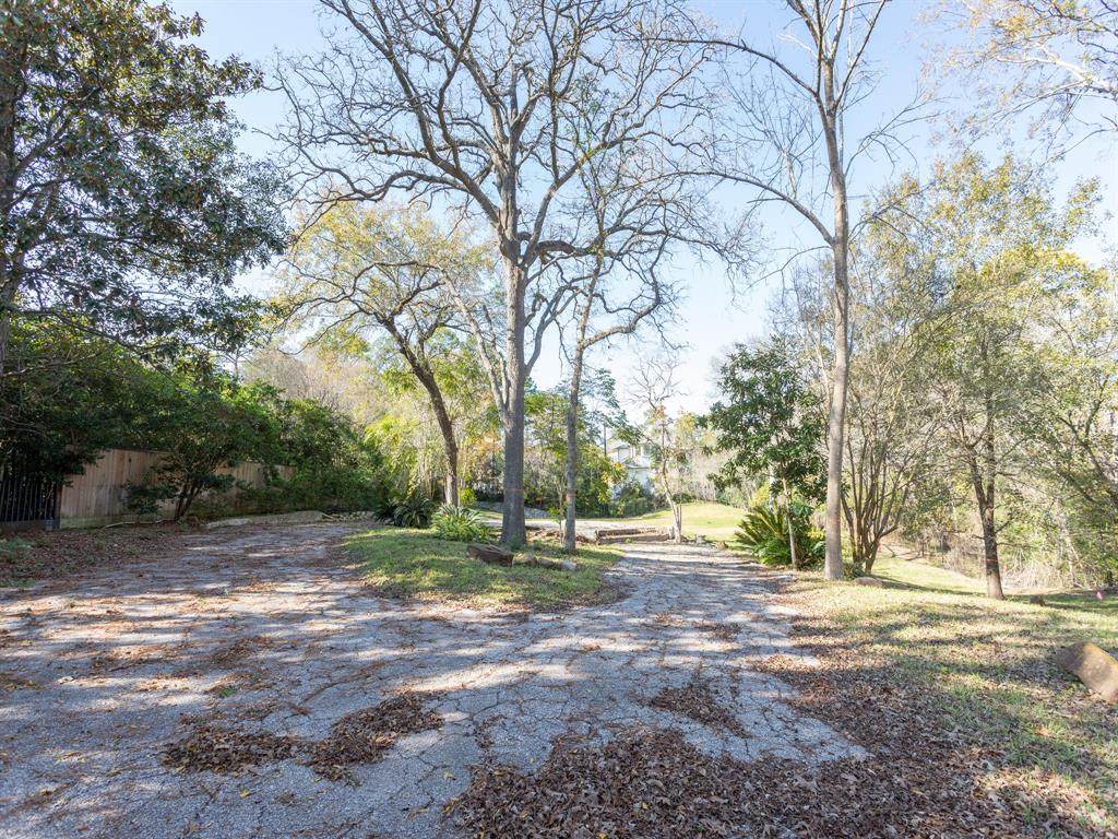 11264 Memorial Drive - Photo 1