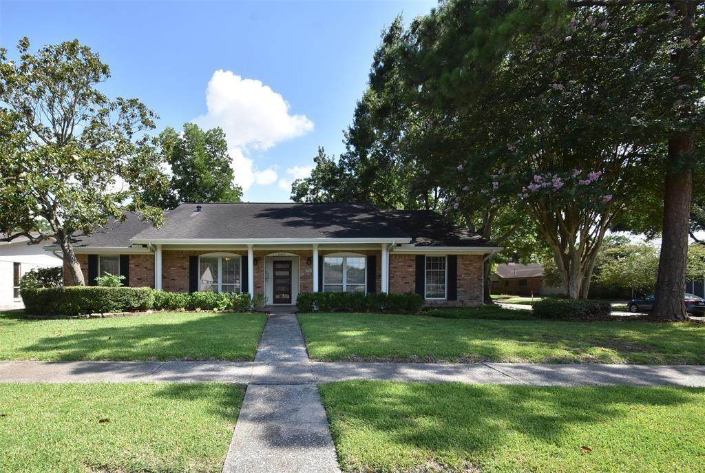 6047 Dumfries Drive - Photo 1