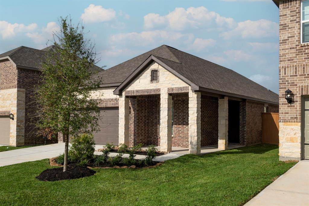 820 Dawn Redwood Court - Photo 1