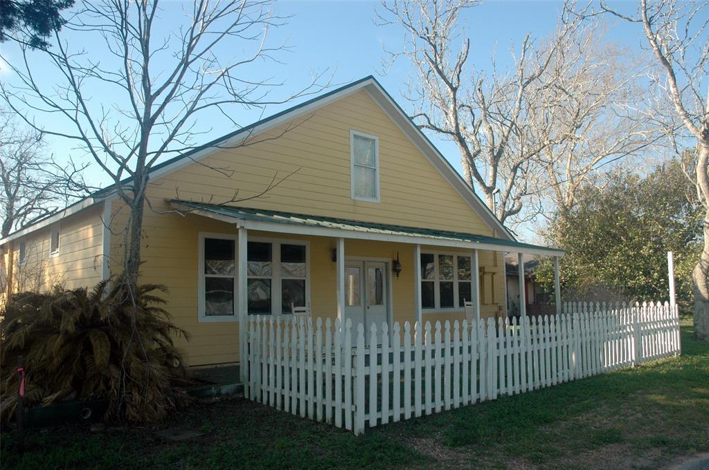 2285 Main Street - Photo 1