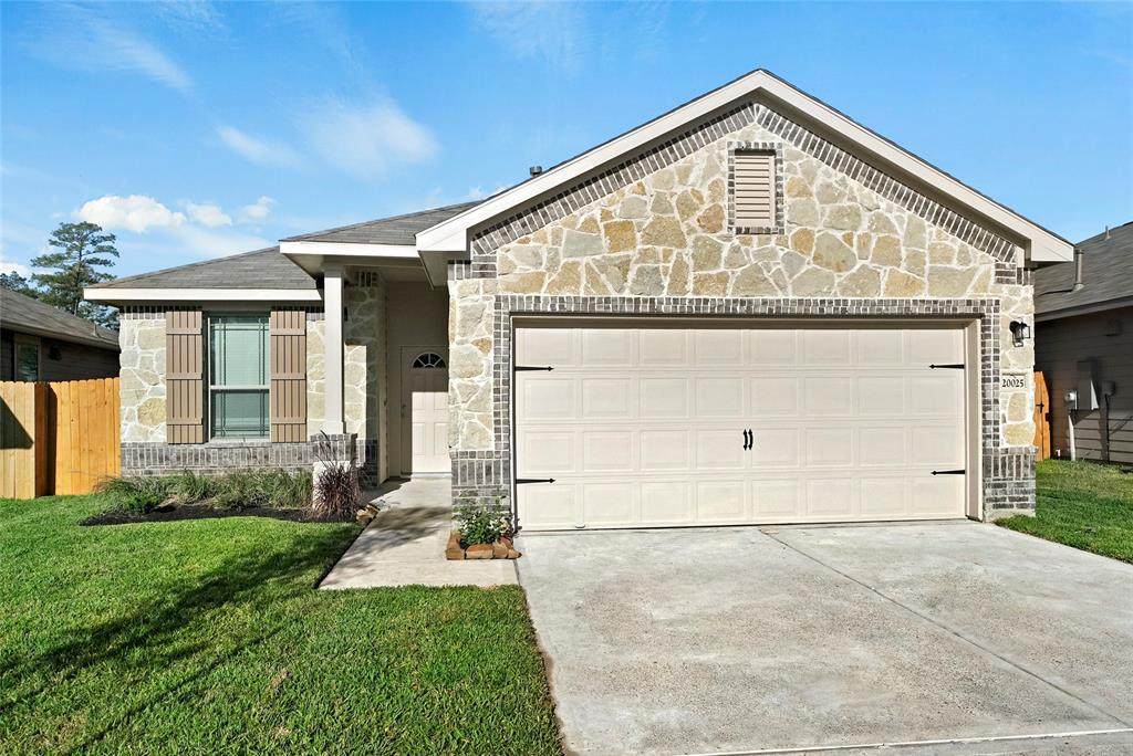 20025 Wade Hampton Drive - Photo 1