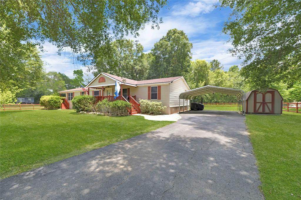 21596 County Road 3749 - Photo 1