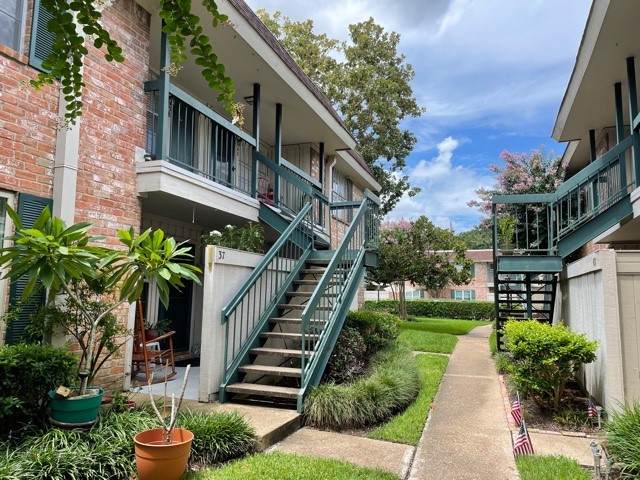 845 Augusta Drive - Photo 1