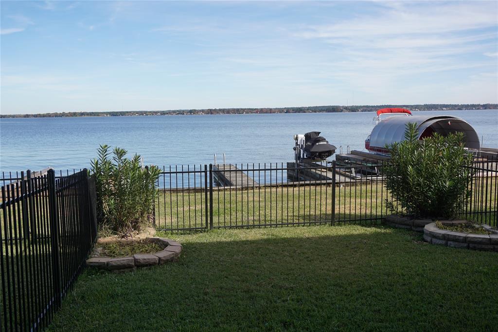 12 Regency Point - Photo 1