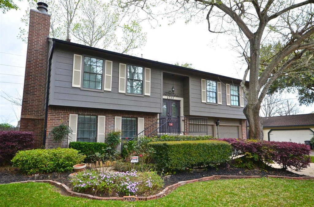 2723 Country Place Drive - Photo 1