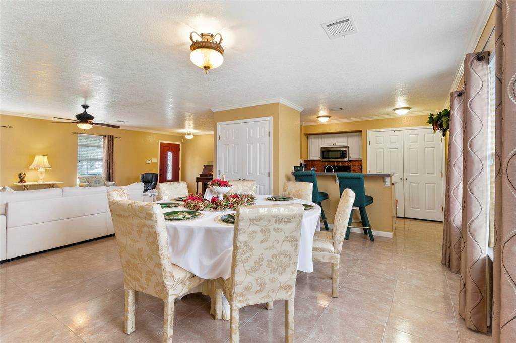 2902 Eugenio Santana Drive - Photo 1