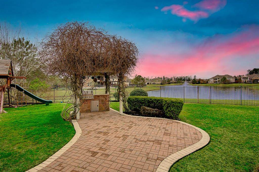 6 Hullwood Circle - Photo 1