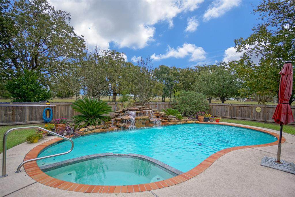 61 Windmill Drive - Photo 1