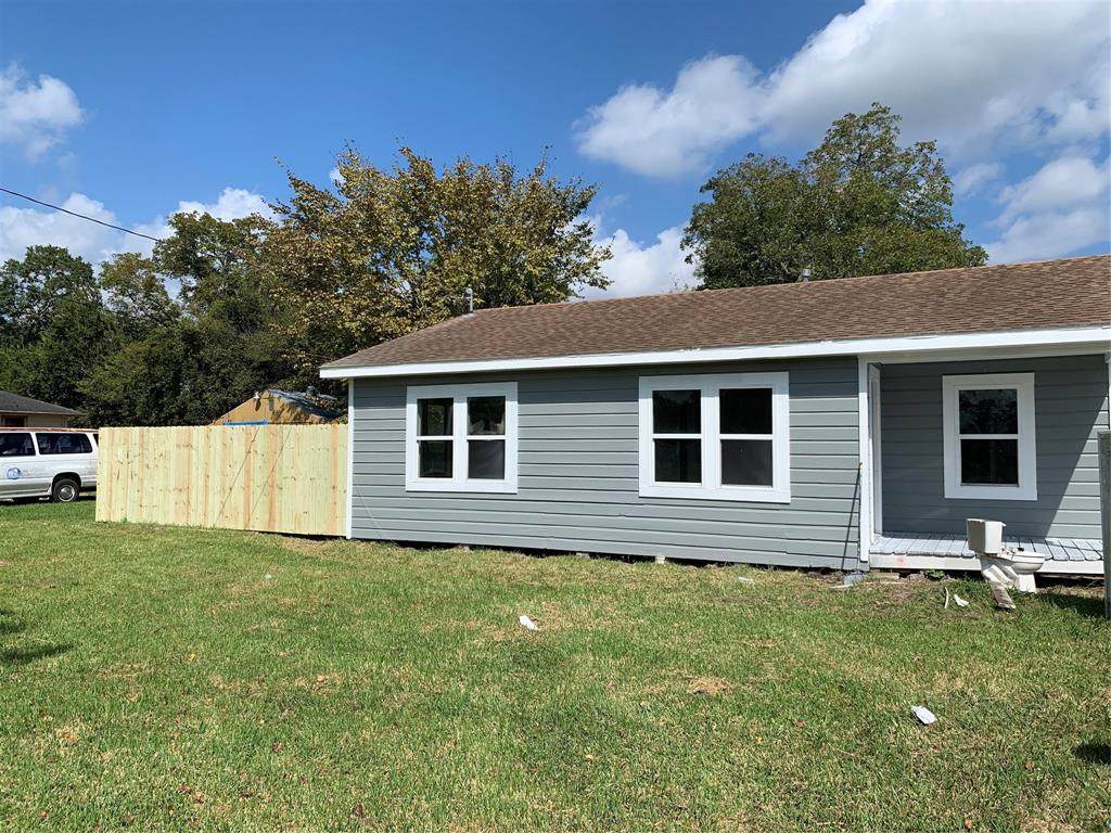 4101 Nichols Avenue - Photo 1