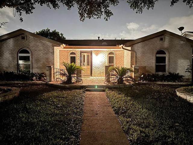 416 Fenwick Drive - Photo 1