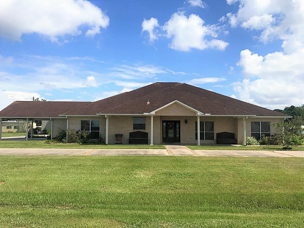 203 Whitewing Trl - Photo 1