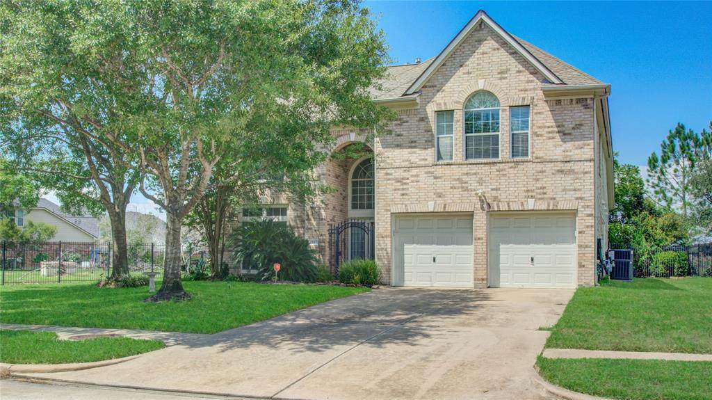 2507 Blue Water Bay Drive - Photo 1