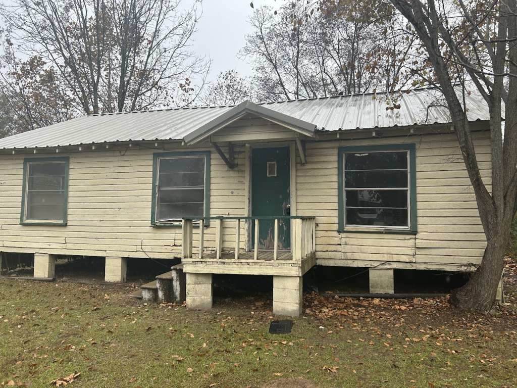 103 19th Street - Photo 1