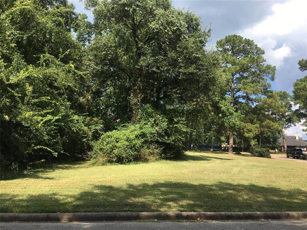 7288 Edgewater Drive - Photo 1