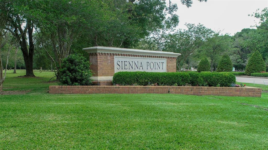 322 Star Lake Drive - Photo 1